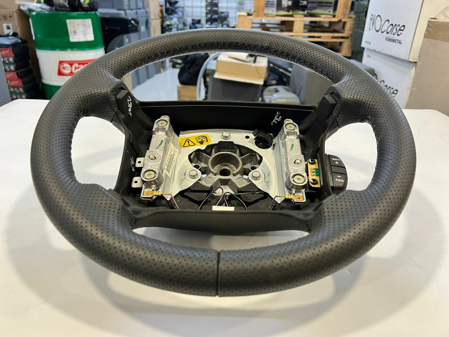 ANR3044LNF Steering Wheel Assembly Discovery 1