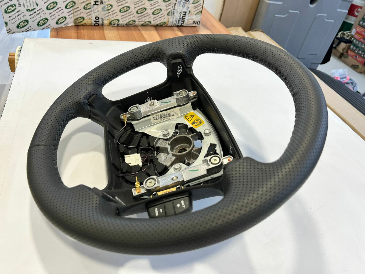 ANR3044LNF Steering Wheel Assembly Discovery 1